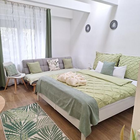 Varfal Apartman II Eger Exterior photo