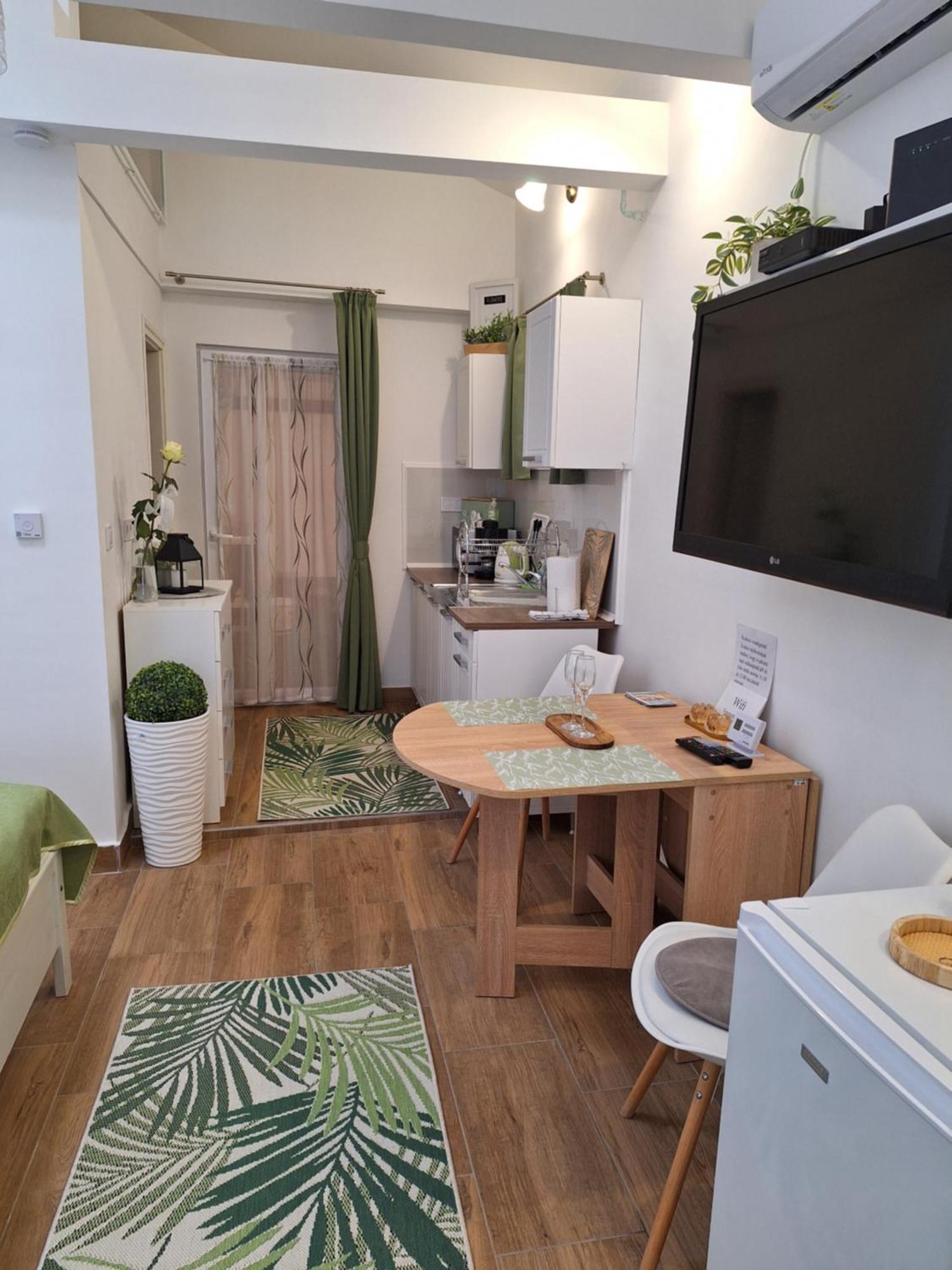 Varfal Apartman II Eger Exterior photo